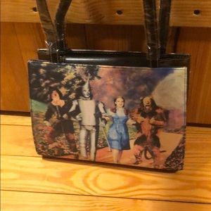 Brand new wizard of oz purse never used